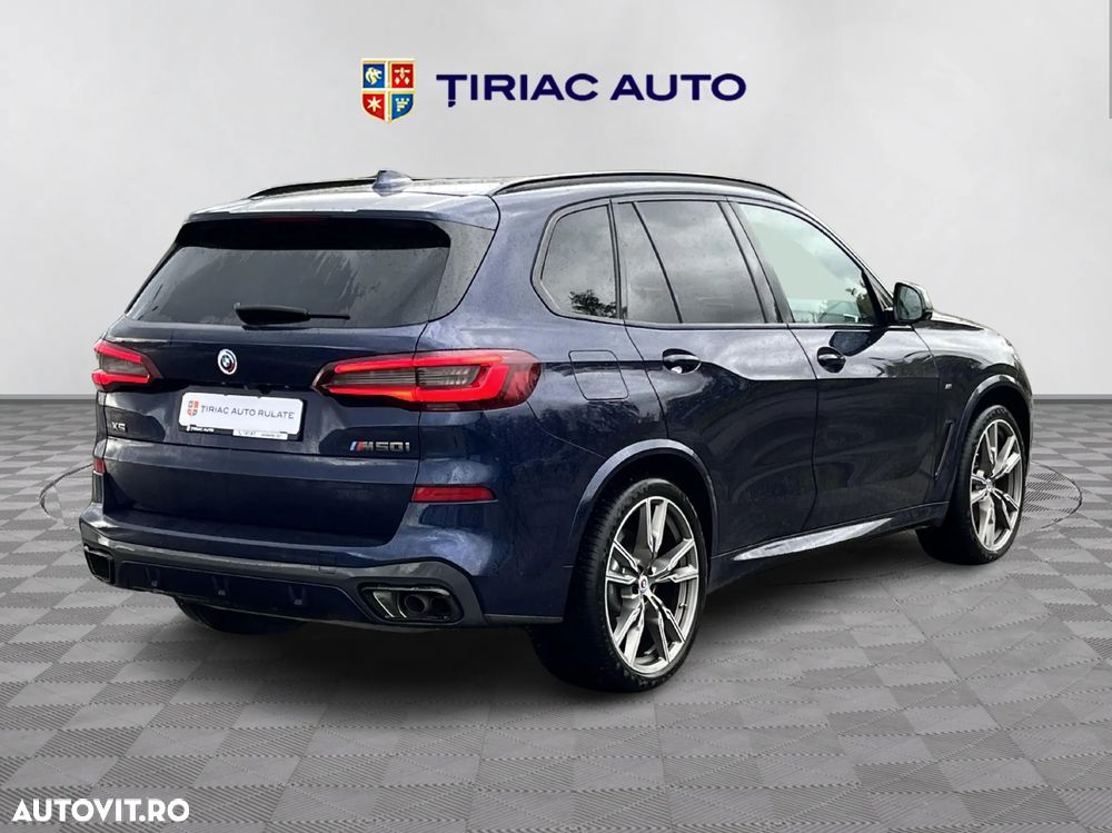 BMW X5 M M50i - 6