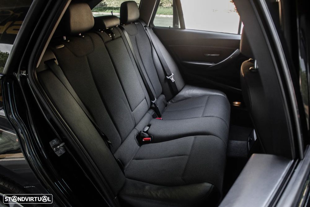 BMW 318 d Auto Line Modern - 27