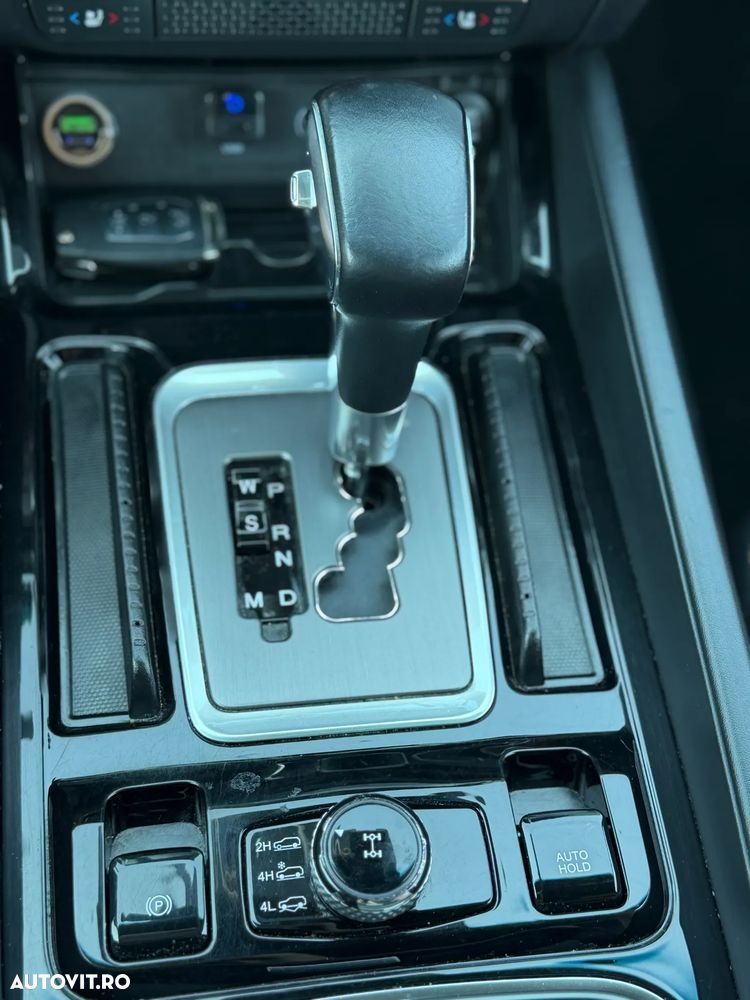 SsangYong REXTON - 4