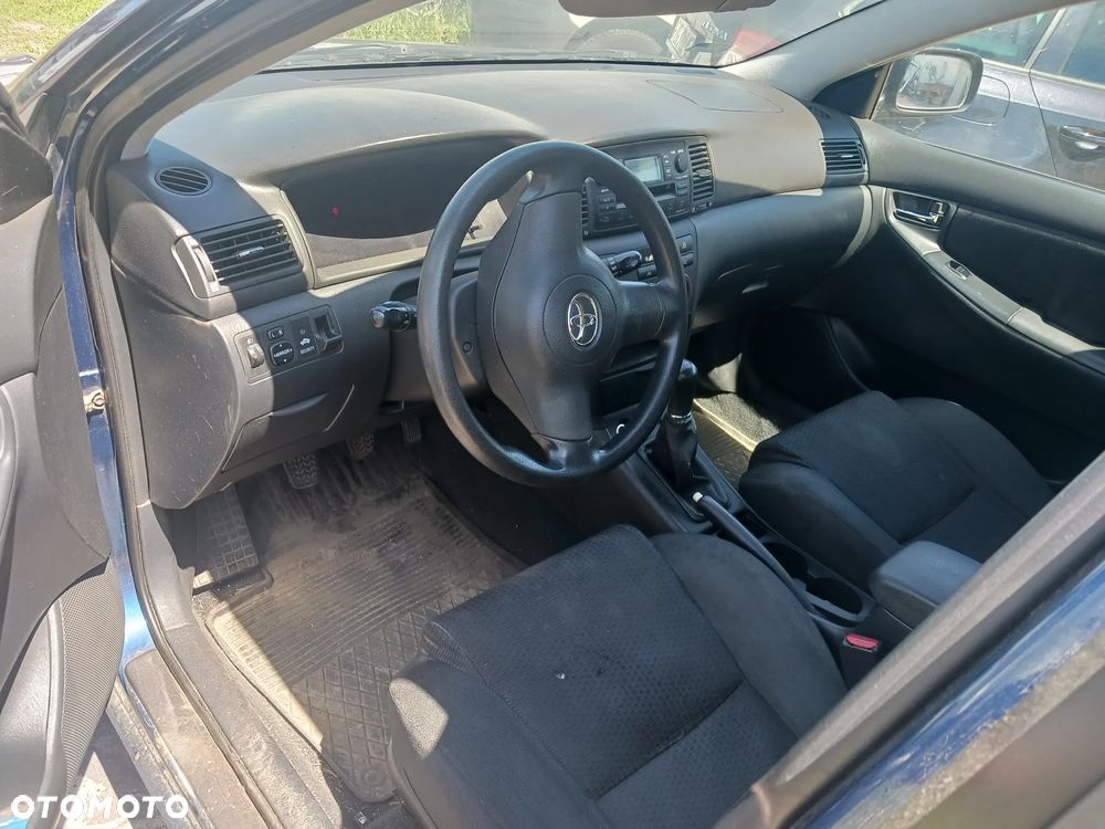 Toyota Corolla - 7