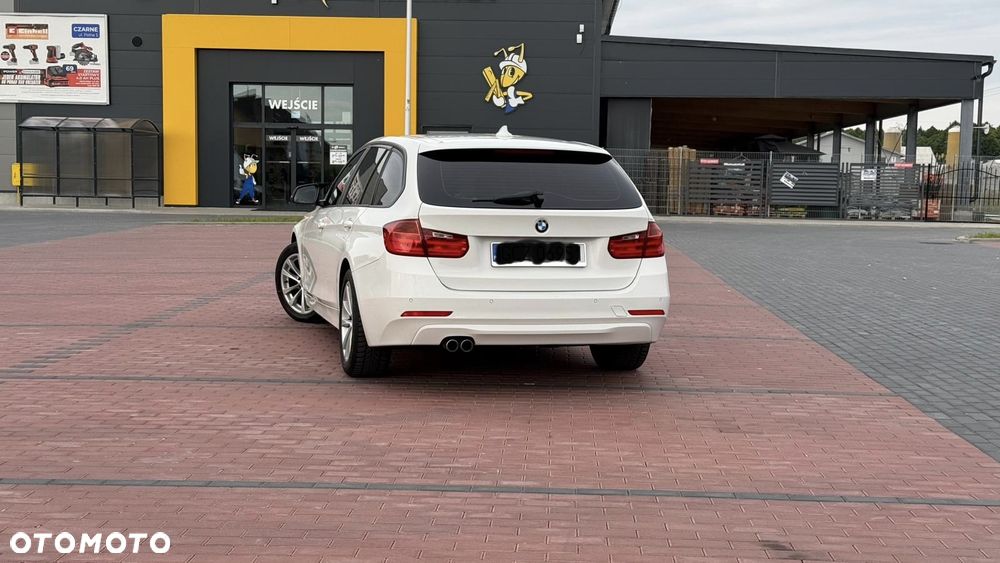BMW Seria 3 - 16