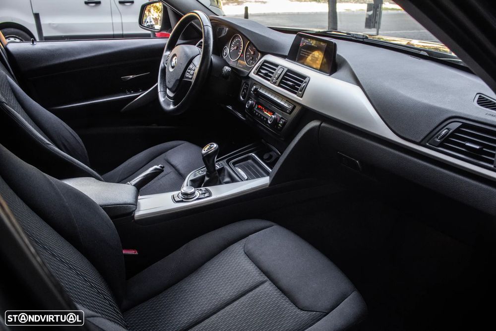 BMW 320 d Efficient Dynamics Edition - 22