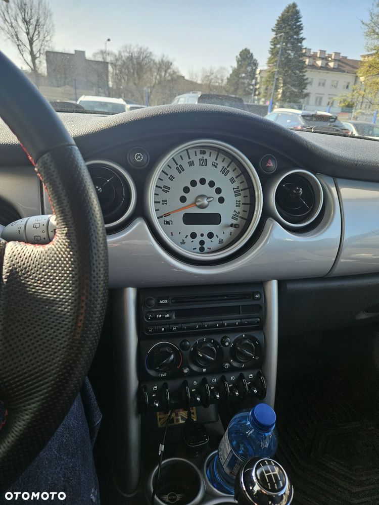 MINI ONE - 13
