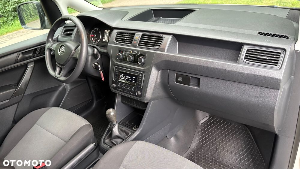 Volkswagen Caddy - 23