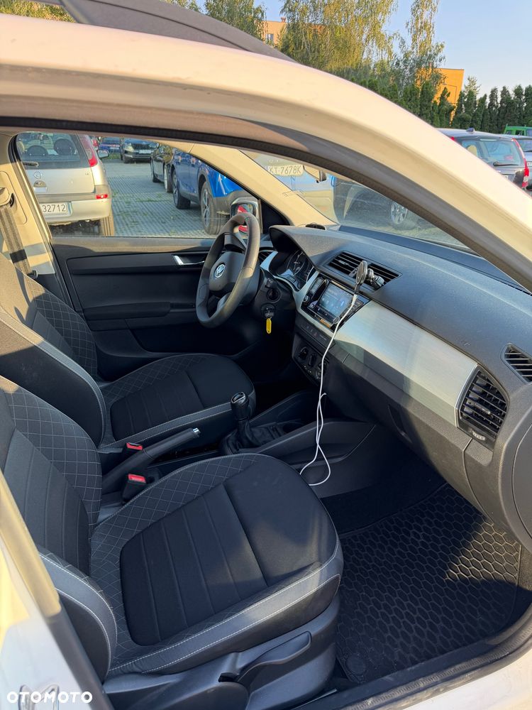 Skoda Fabia 1.0 Ambition - 14