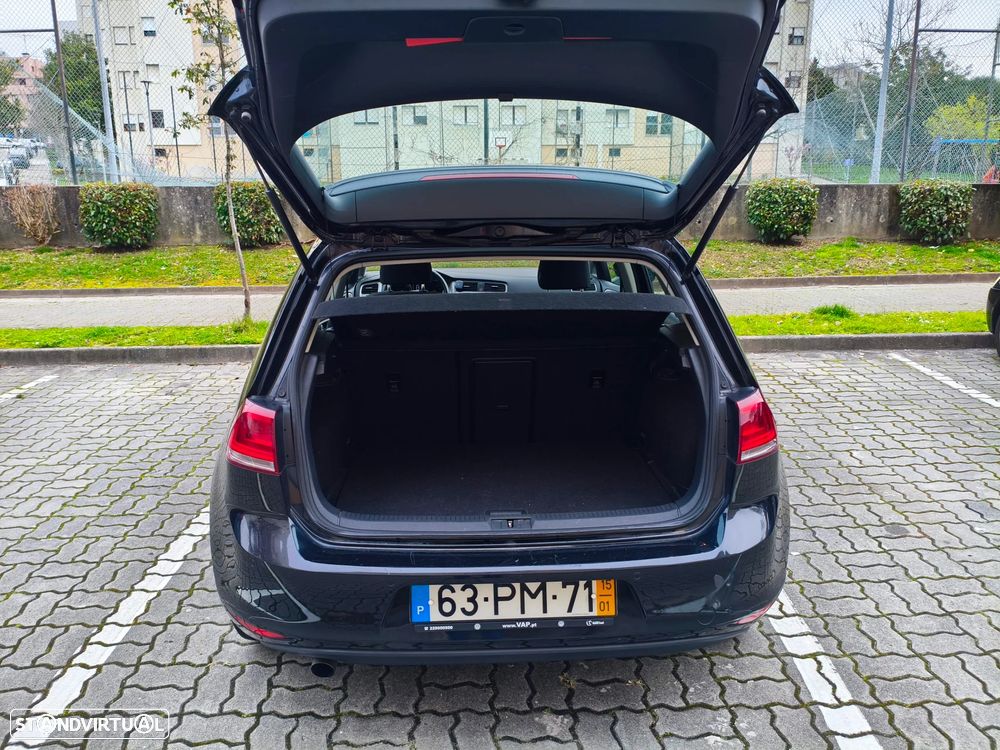 VW Golf 1.6 TDi BlueMotion Confortline - 16