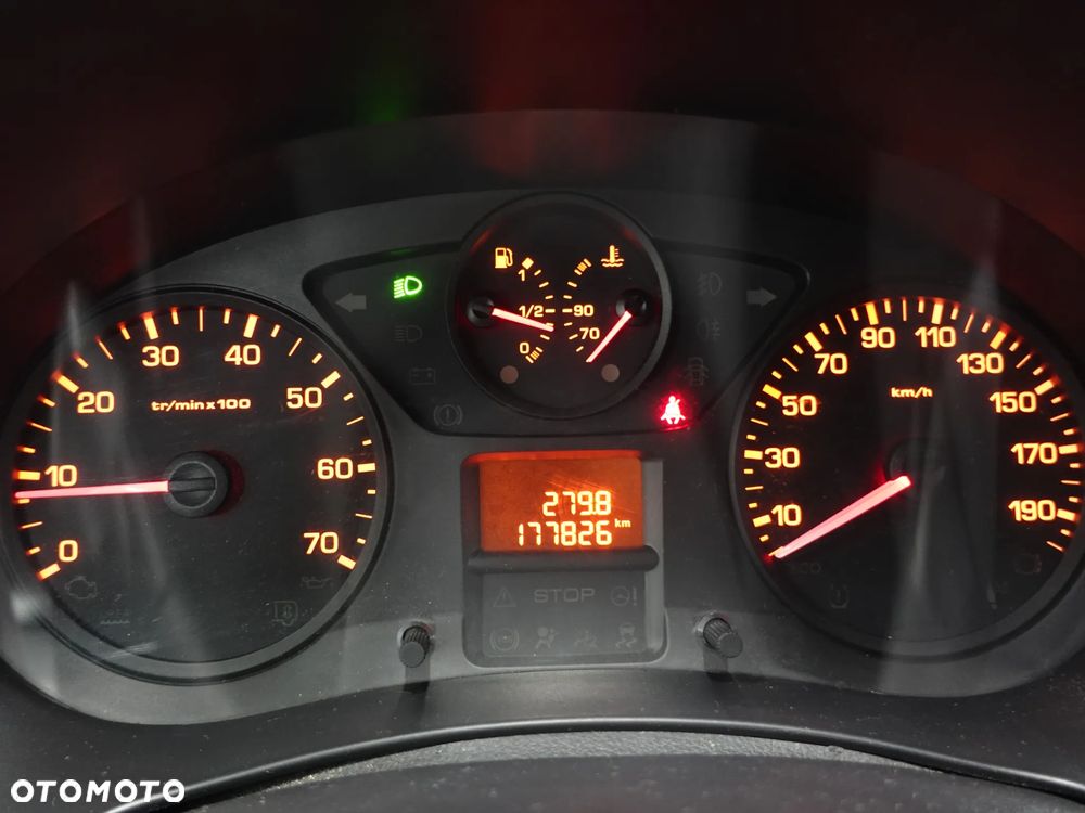 Peugeot Partner - 33