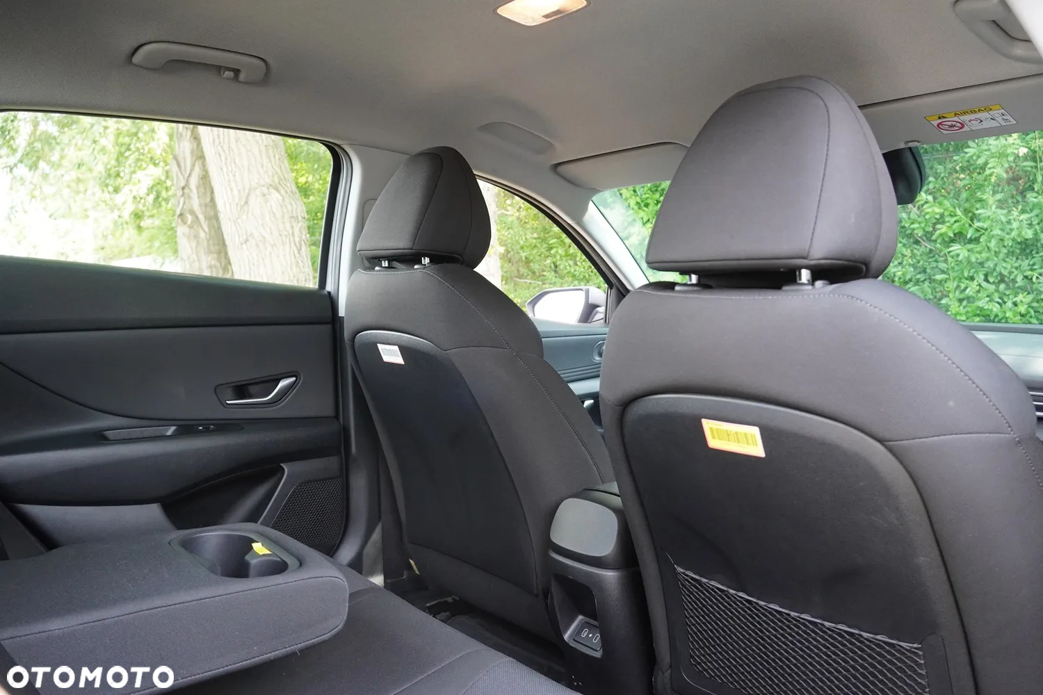 Hyundai Elantra 1.6 Modern CVT - 24