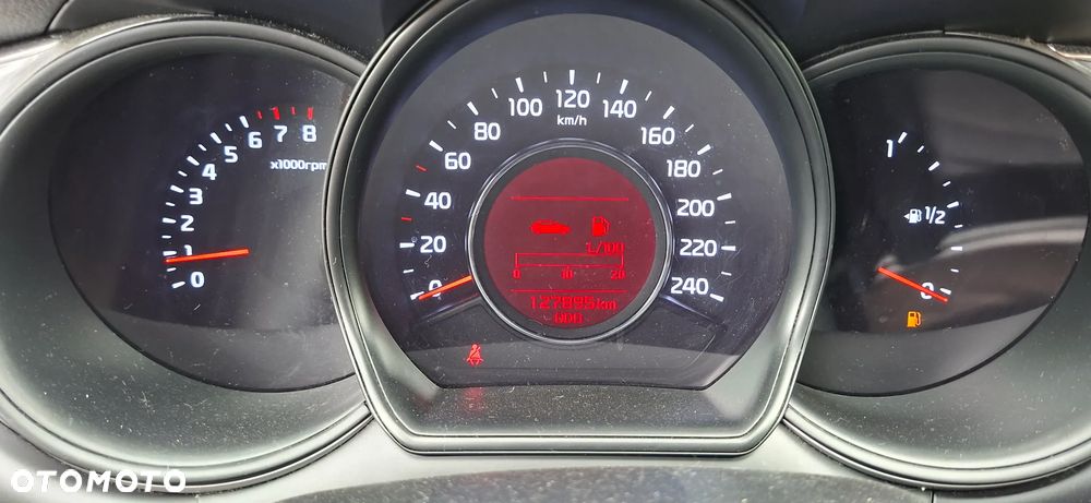 Kia Ceed 1.4 CVVT Dream Team Edition - 20