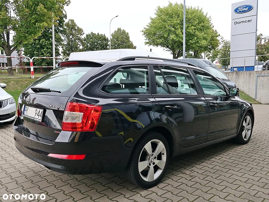 Skoda Octavia 1.6 TDI 4x4 Ambition - 4