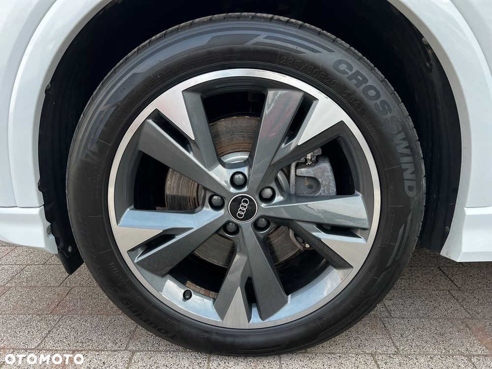 Audi Q4 e-tron 50 quattro - 26