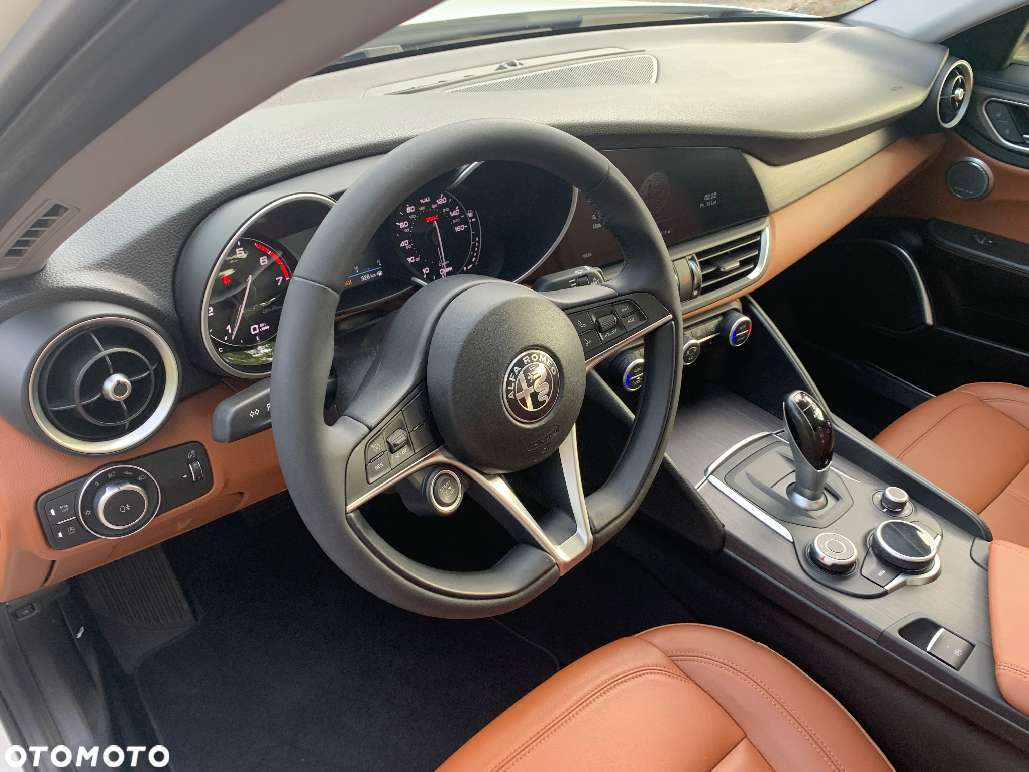 Alfa Romeo Giulia 2.0 Turbo 16V AT8-Q4 Ti - 11