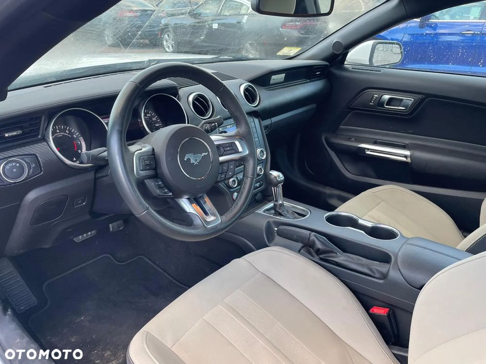 Ford Mustang 2.3 Eco Boost - 9