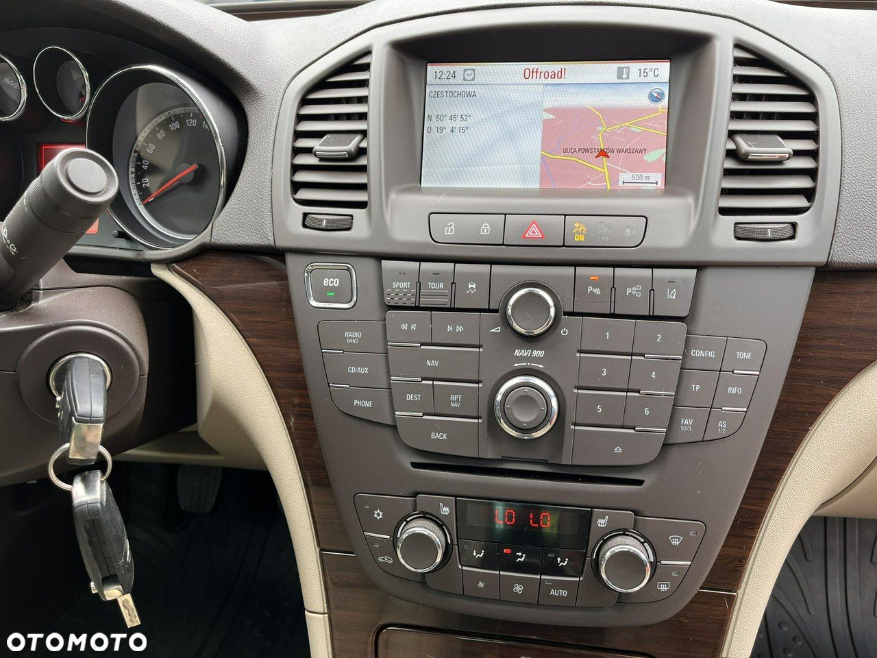 Opel Insignia - 22