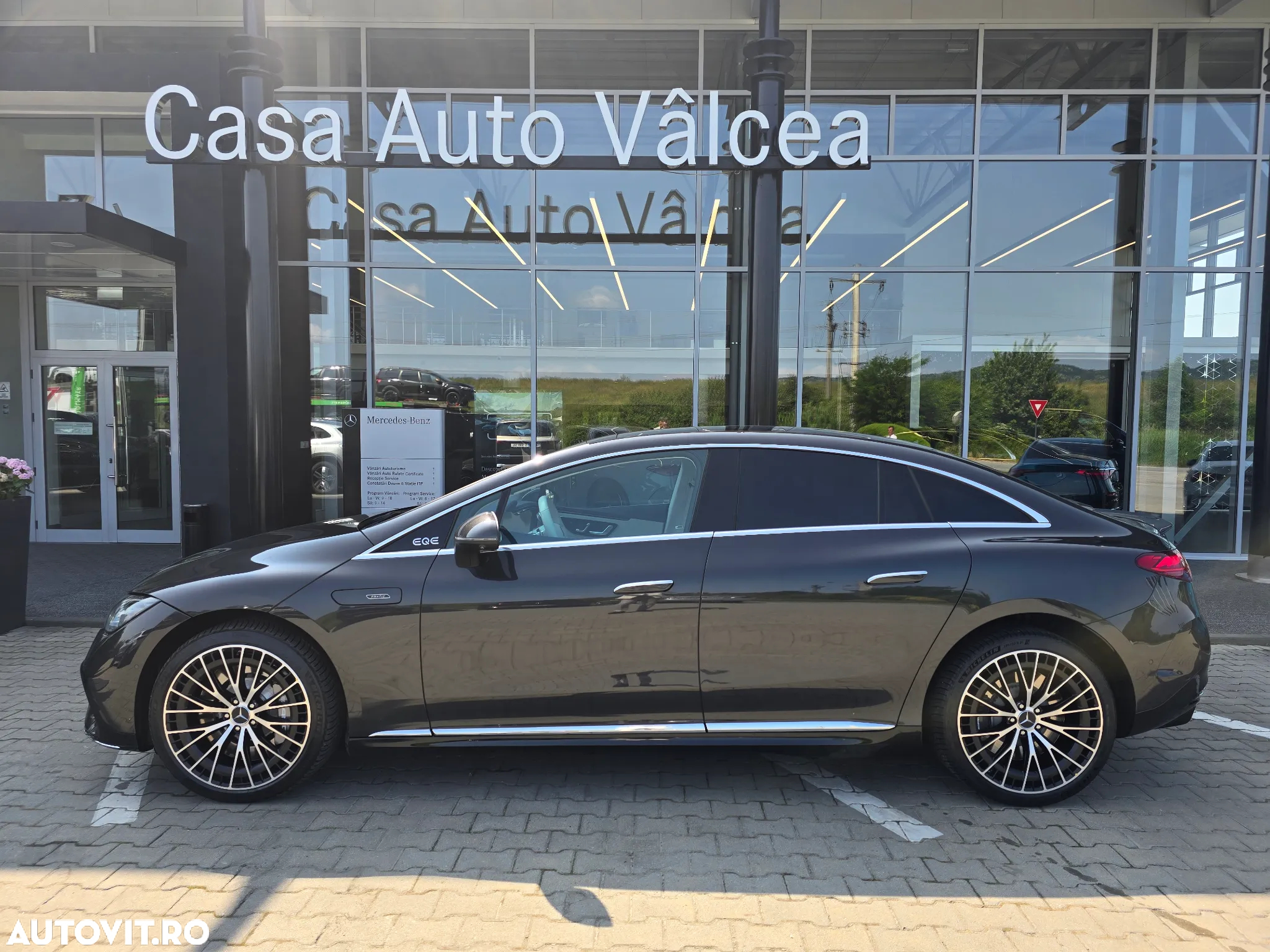 Mercedes-Benz EQE AMG 43 4MATIC - 5