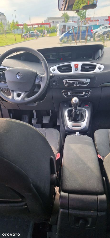 Renault Grand Scenic Gr 1.9 dCi Confort Privilege - 19