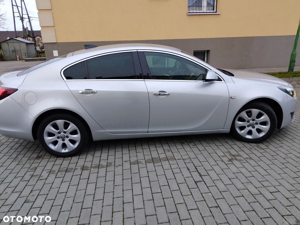 Opel Insignia 1.6 T Cosmo EU6 - 16