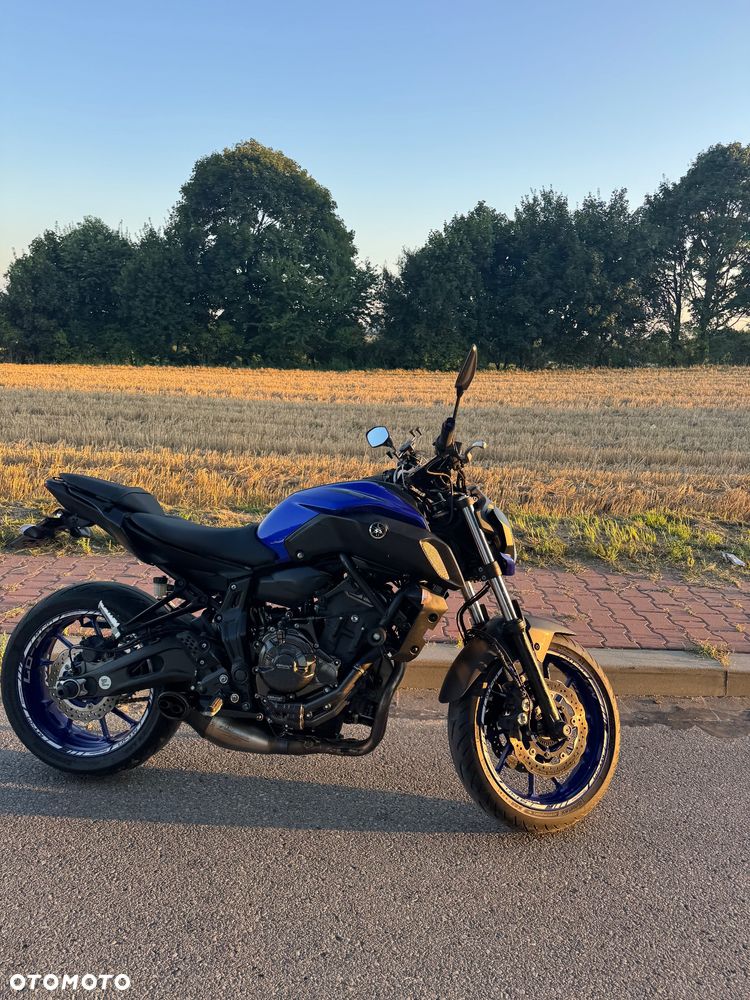 Yamaha MT - 8
