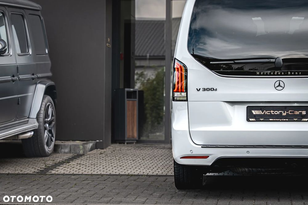 Mercedes-Benz Klasa V 300 d 4-Matic 9G-Tronic Exclusive (d³ugi) - 17