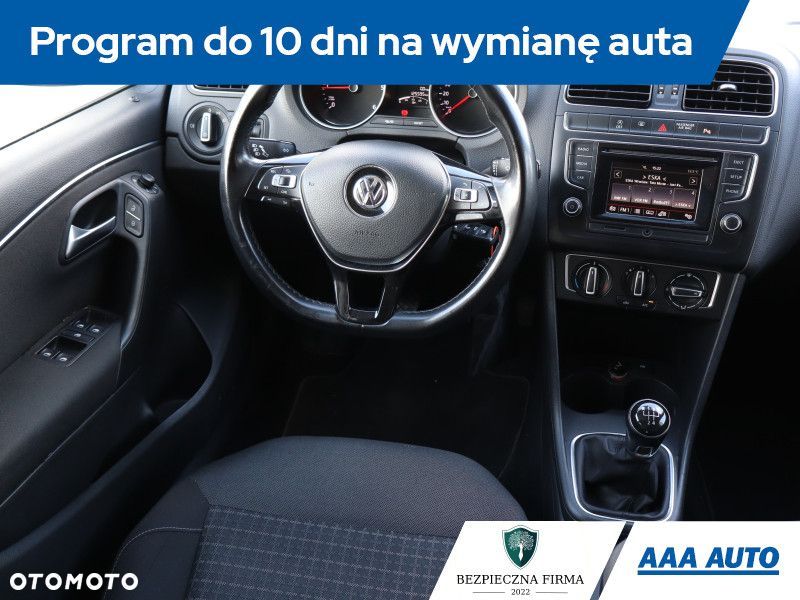 Volkswagen Polo - 8
