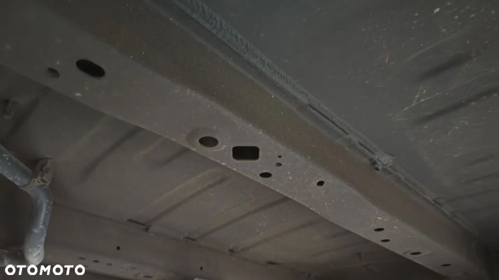 Mitsubishi Outlander - 22