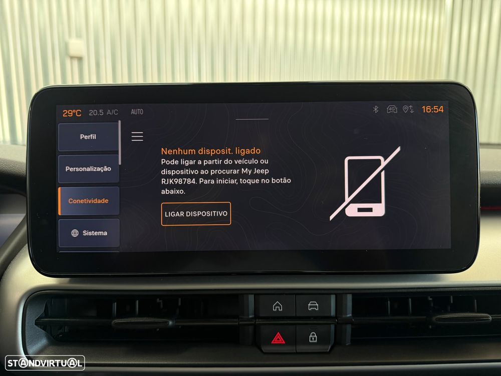 Jeep Avenger 1.2 e-Hybrid Summit DCT — fotografia 15
