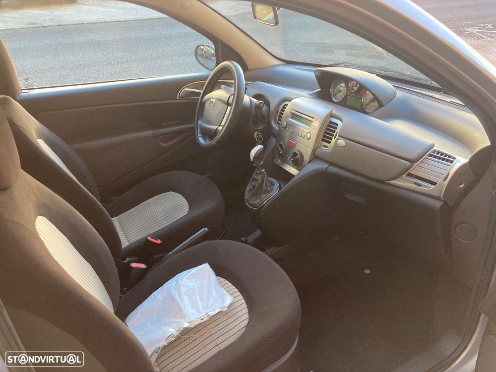 Lancia Ypsilon 1.2 Fashion - 10