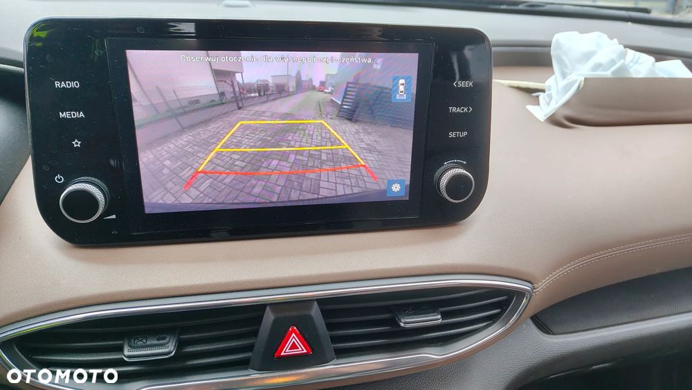 Hyundai Santa Fe 1.6 T-GDI HEV Smart - 12