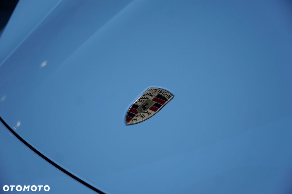 Porsche Taycan GTS - 11