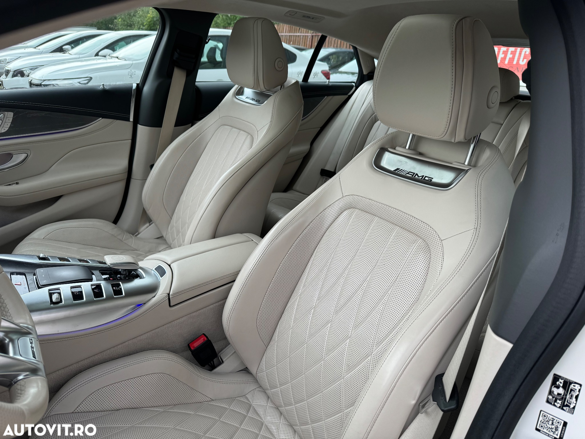 Mercedes-Benz AMG GT 53 4MATIC+ - 13