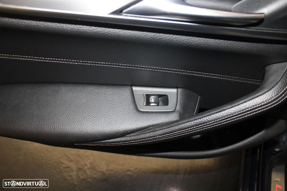 BMW 520 d Line Luxury Auto - 32