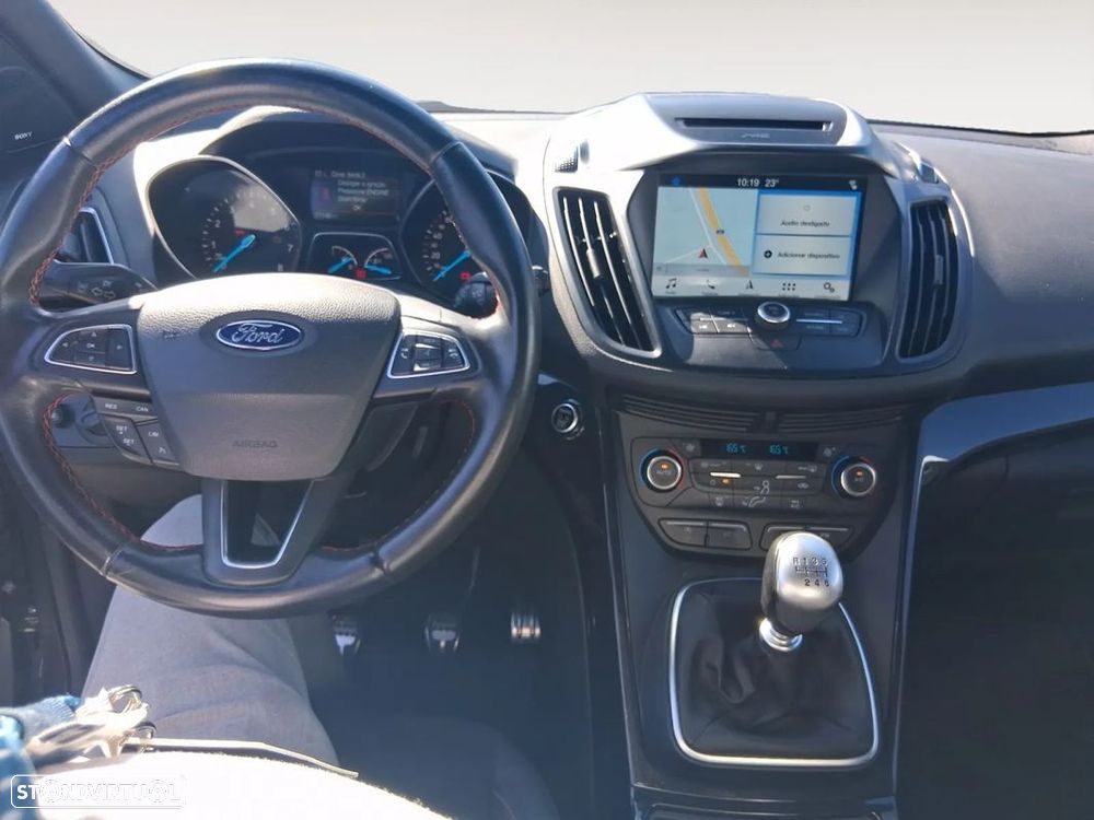 Ford Kuga 1.5 EcoBoost ST-Line - 9