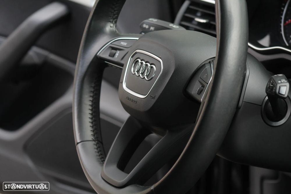 Audi A4 Avant 2.0 TDI Advance S tronic - 37