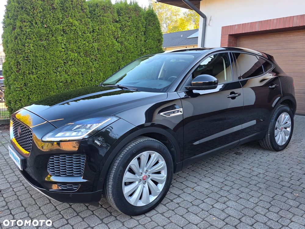 Jaguar E-Pace 2018 photo 2