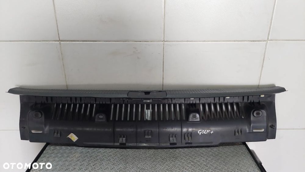 OSŁONA PASA TYŁ BAGAŻNIKA VW GOLF V PLUS R2005 NR 5M0863459 - 3