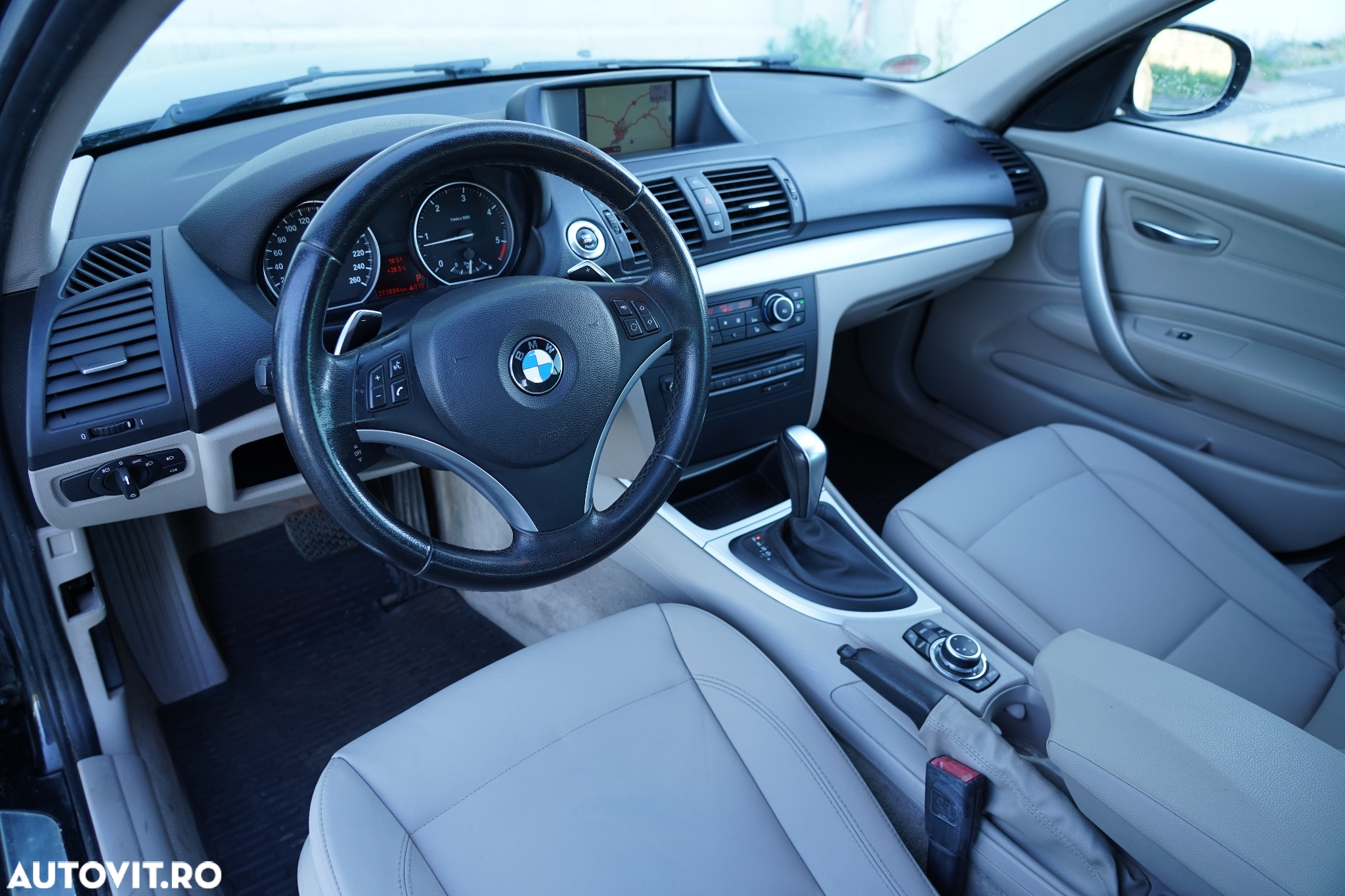 BMW Seria 1 123d DPF Aut. Edition Sport - 11