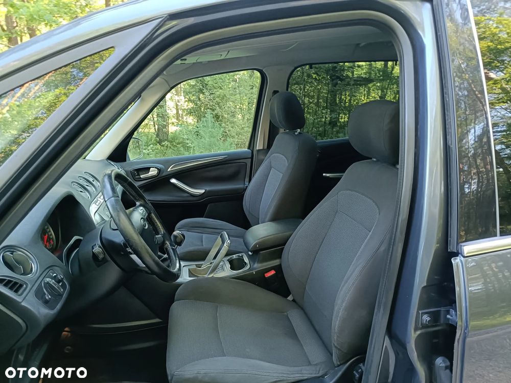 Ford Galaxy 2.0 TDCi Ghia - 9