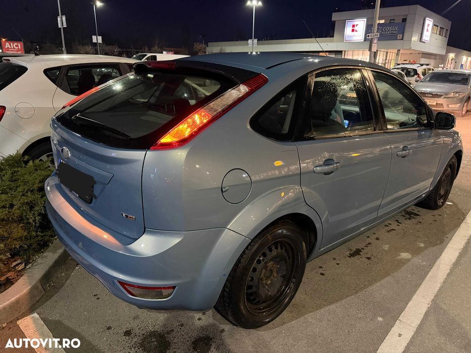 Ford Focus 1.8 TDCI Trend - 8