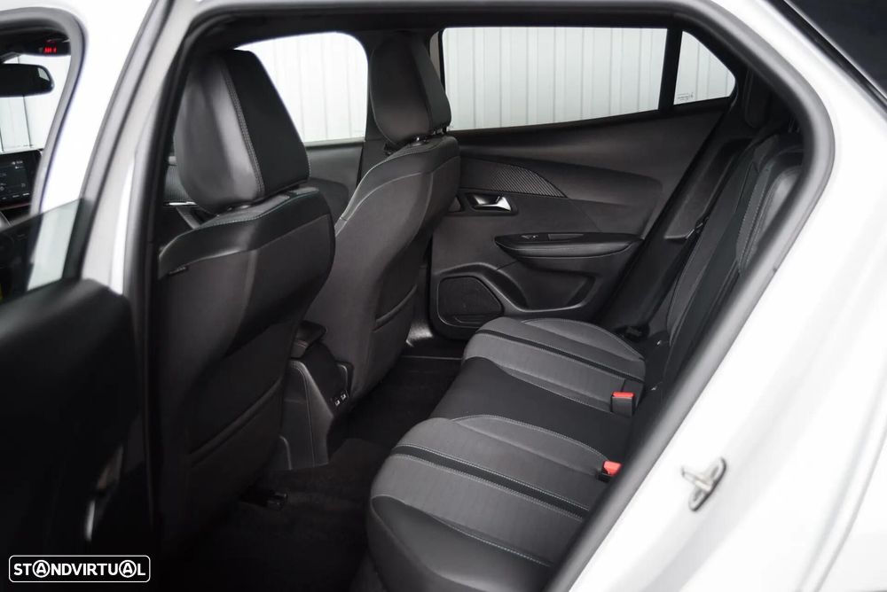 Peugeot 2008 - 30