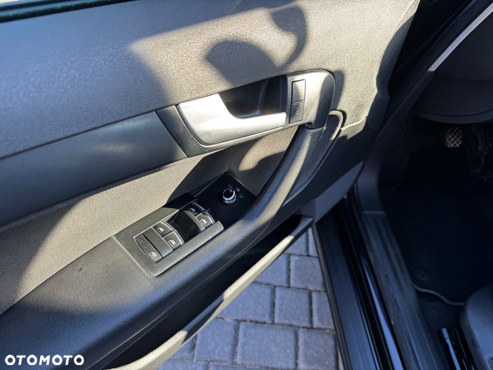 Audi A3 Sportback 1.4 TFSI Attraction - 25
