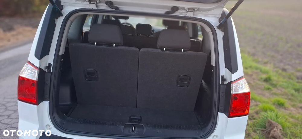 Chevrolet Orlando - 11