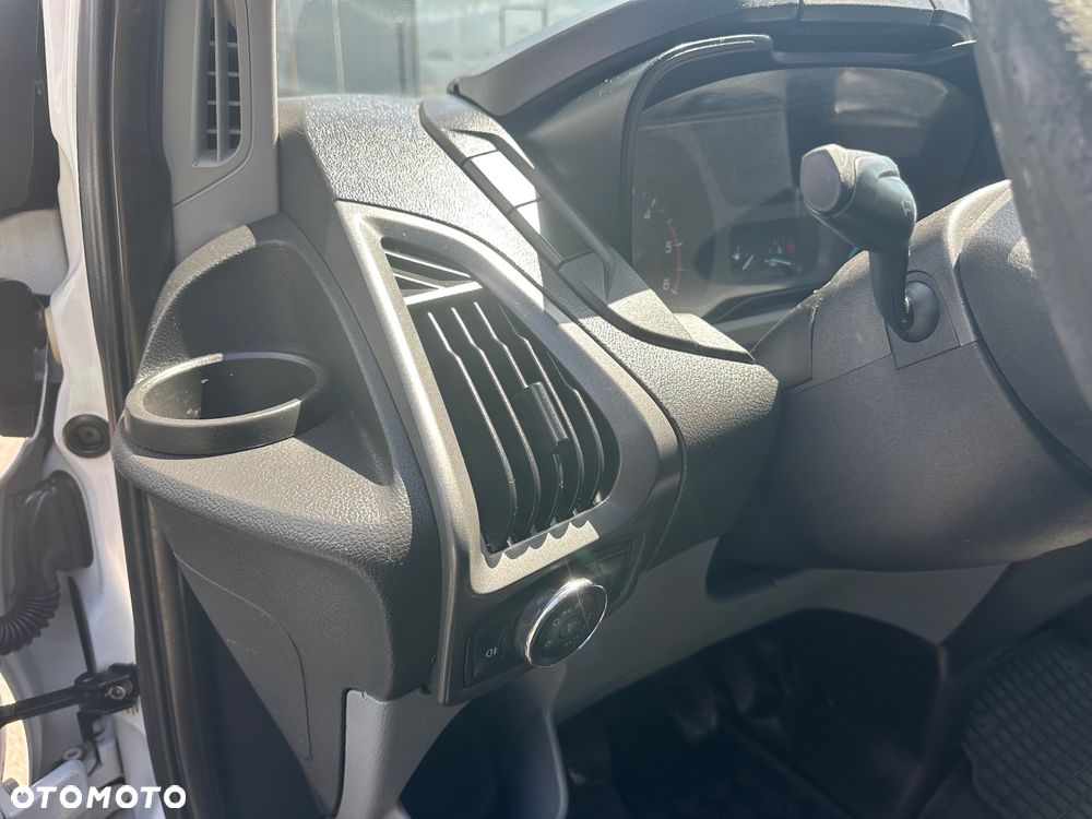 Ford Transit Custom 2.2 125ps 2014r L2H2 stan extra - 29