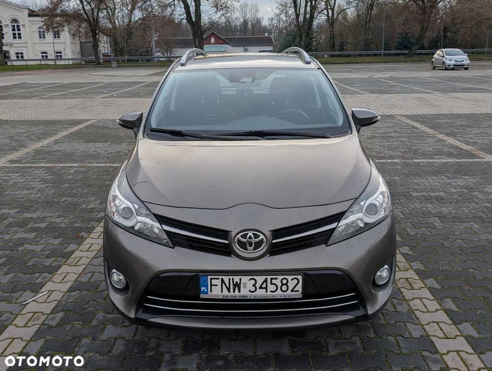 Toyota Verso 1.8 Premium 7os EU6 - 2