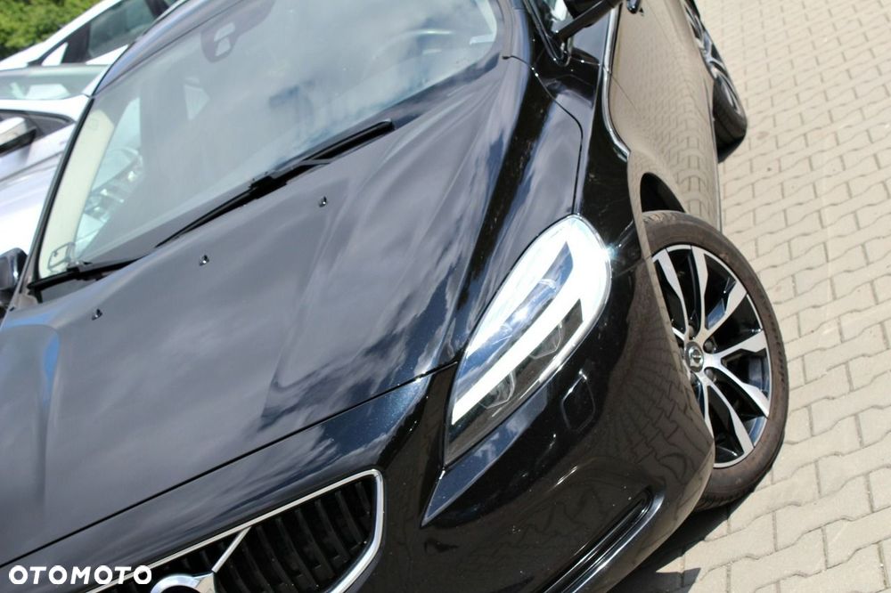 Volvo V40 D3 Geartronic Kinetic - 2