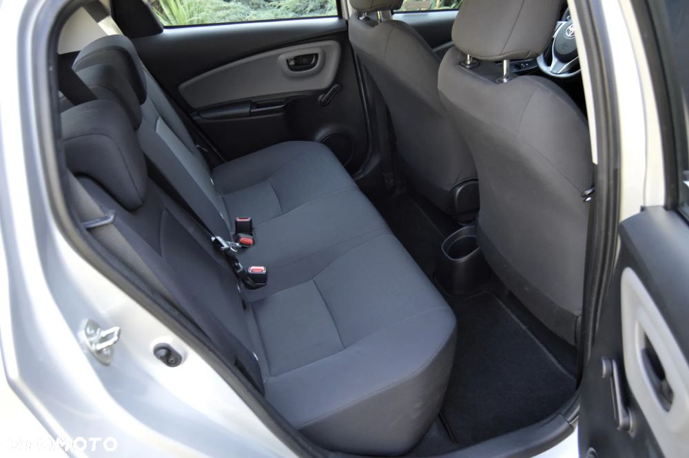Toyota Yaris 1.0 Active - 11