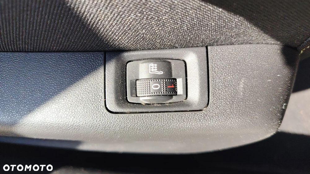 Citroën C3 Pure Tech 82 SHINE - 14