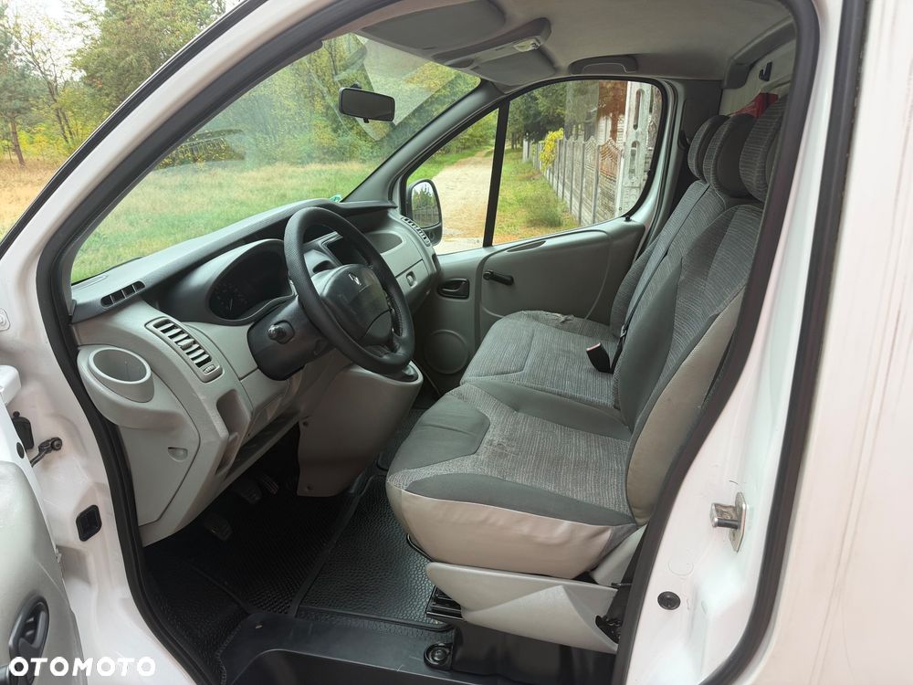 Renault Trafic - 20