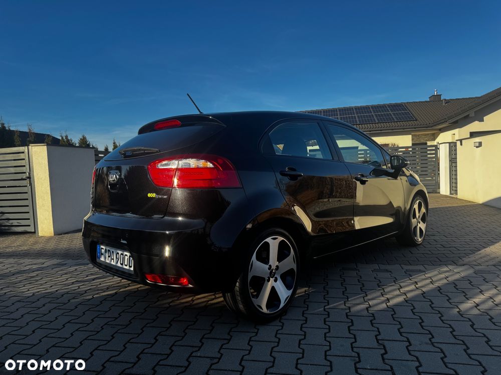 Kia Rio 1.4 Platinum Edition - 35
