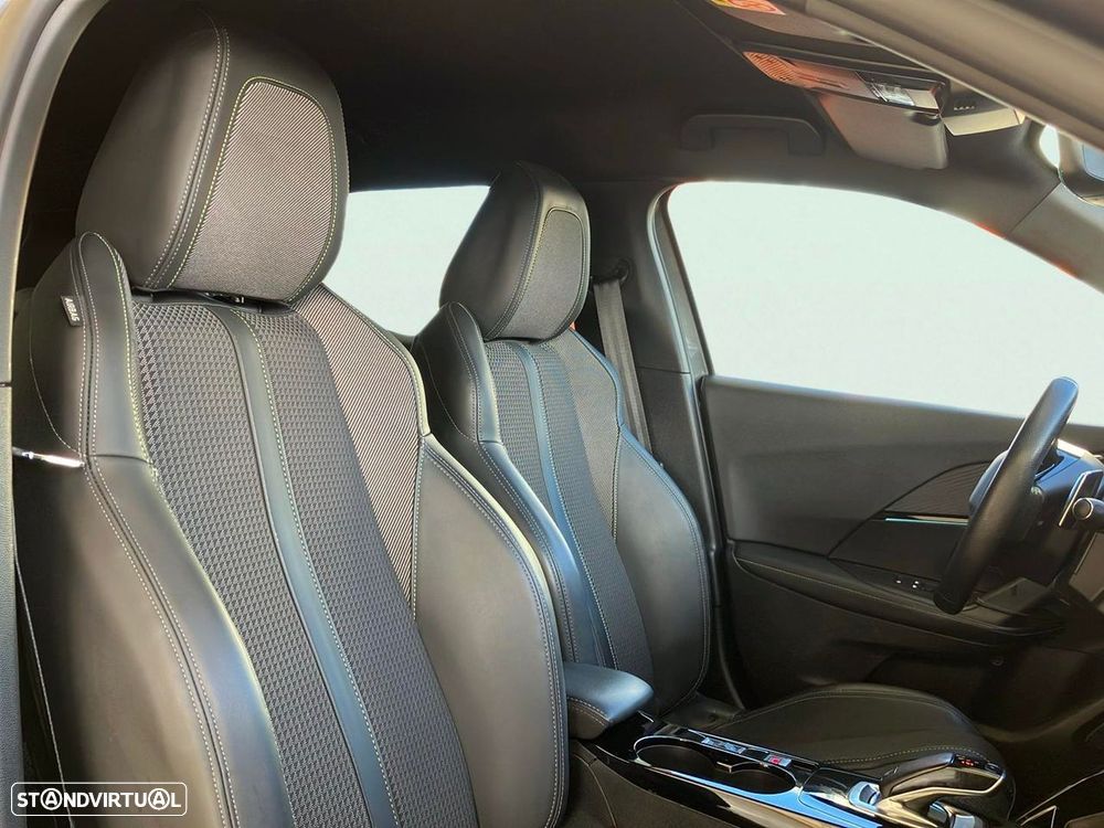 Peugeot 2008 1.2 PureTech GT Line EAT8 - 15