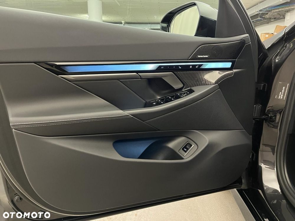 BMW Seria 5 - 17